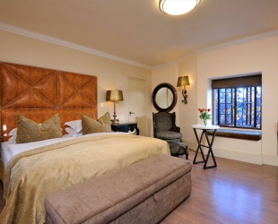 Standard Deluxe Room
