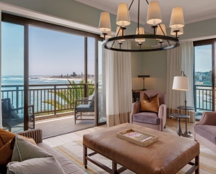 Luxury Suite